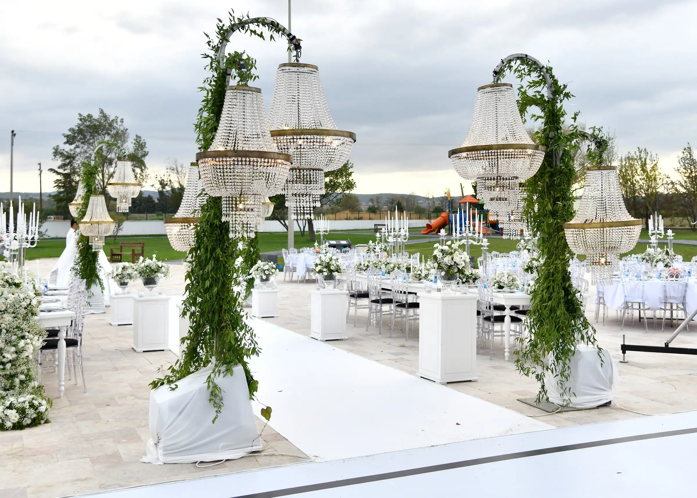 Hochzeitslocations in Balıkesir: Saal, Garten und Land
